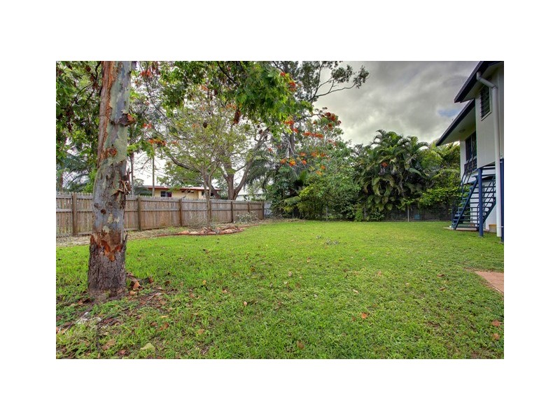 27 Starling Crt, Condon QLD 4815