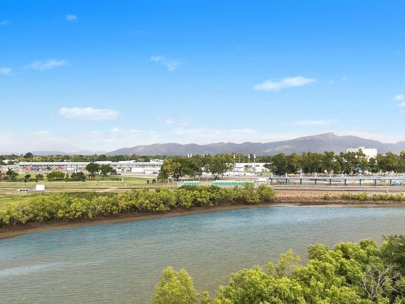 54/4 Kingsway Place, Townsville City QLD 4810