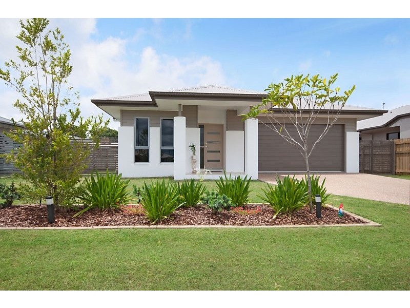17 Derwent Circuit, Kelso QLD 4815