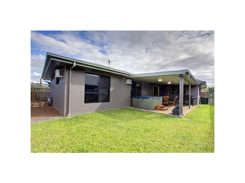 18 THORNBILL CLOSE, Kelso QLD 4815
