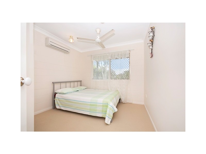 233  Kelso Drive, Kelso QLD 4815