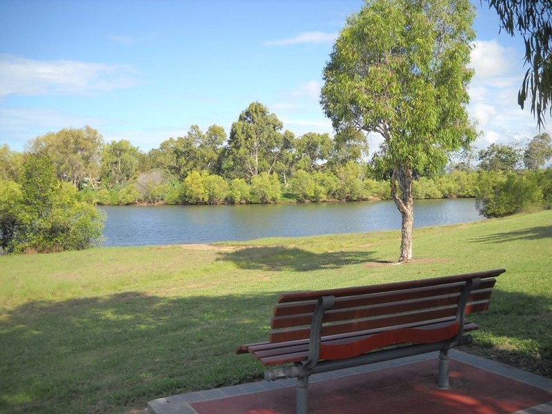 6 Sooning Street, Hermit Park QLD 4812