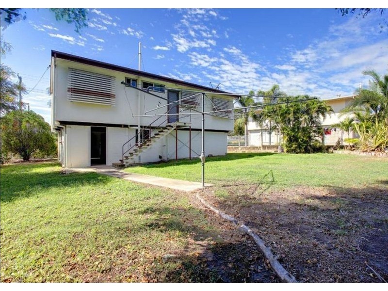 41 Banfield Drive, Mount Louisa QLD 4814