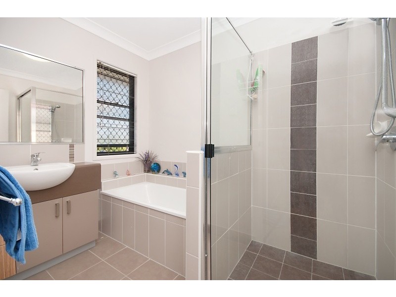 1 Coolidge Street, Mount Louisa QLD 4814