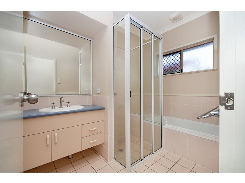 6 Glebe Place, Kirwan QLD 4817