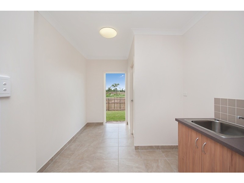 37 South Beck Drive, Rasmussen QLD 4815