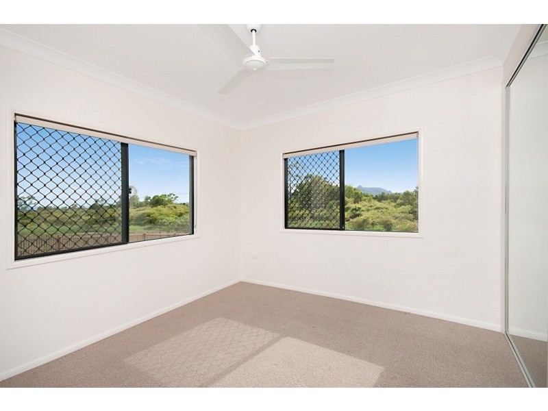 37 South Beck Drive, Rasmussen QLD 4815