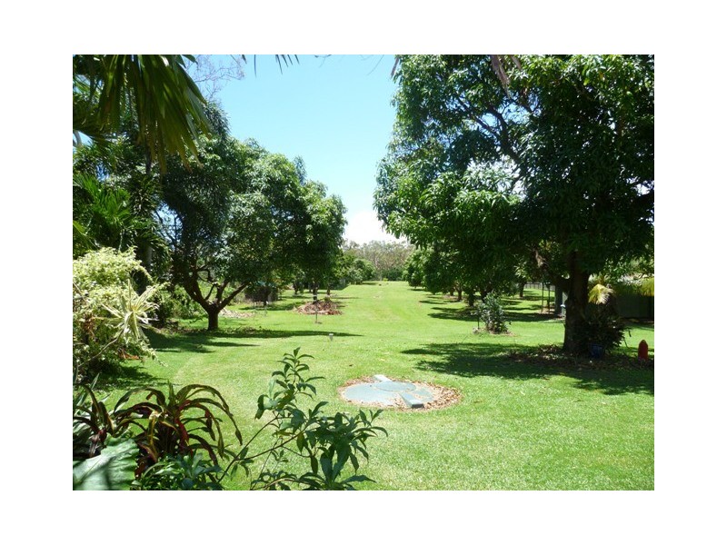 106 Toolakea Beach Road, Bluewater QLD 4818