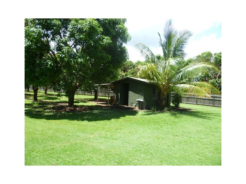 106 Toolakea Beach Road, Bluewater QLD 4818