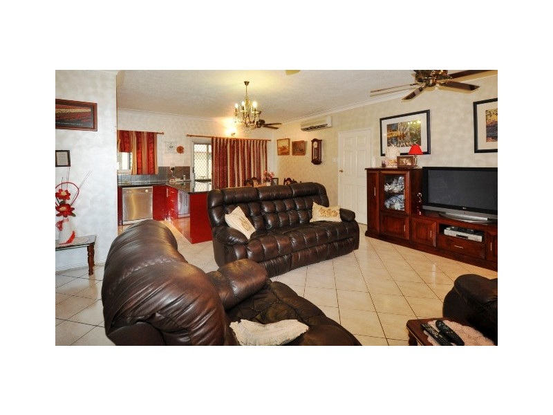 6 Pingel Court, Cranbrook QLD 4814