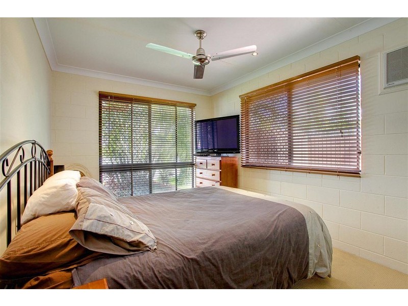 23 Gilmour Cr, Kirwan QLD 4817