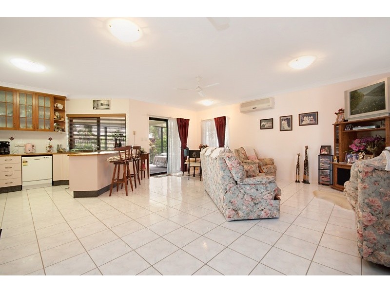 4 Angelus Place, Kirwan QLD 4817