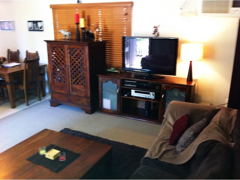 4 Awanui Place, Rasmussen QLD 4815