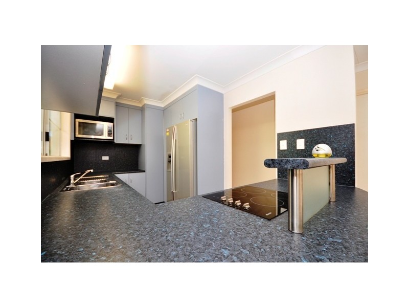 15 Beechwood Place, Kirwan QLD 4817