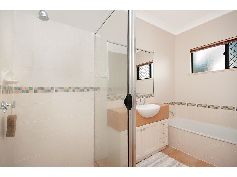 48 Estuary Parade, Douglas QLD 4814