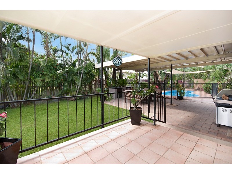 6 Karrong Ct, Kirwan QLD 4817