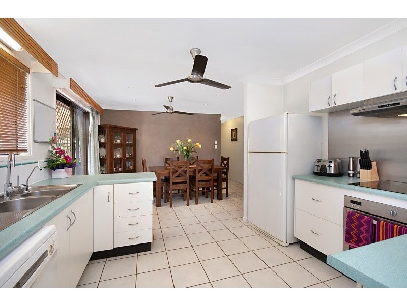 6 Karrong Ct, Kirwan QLD 4817