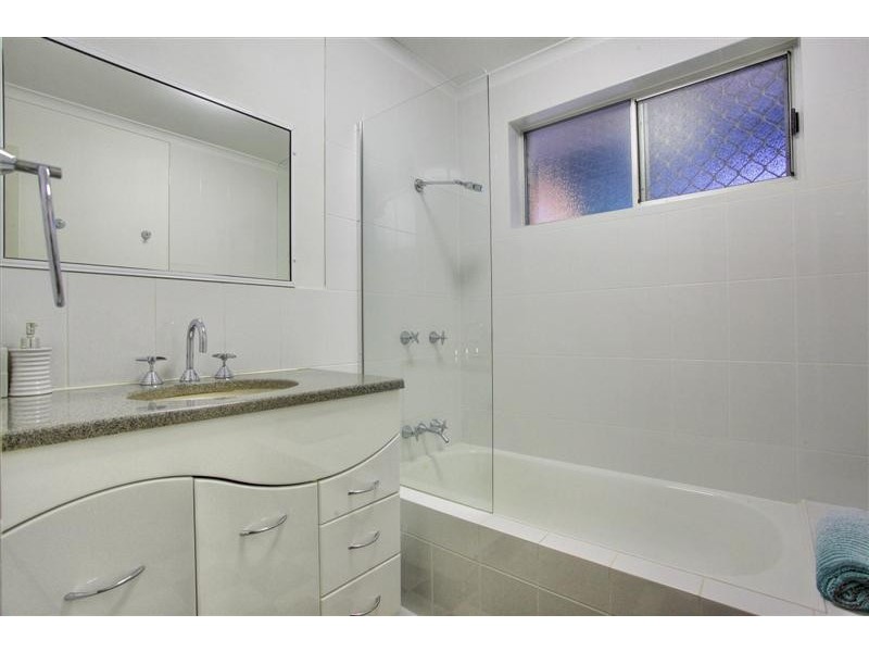 6 Rosecrans Avenue, Kirwan QLD 4817