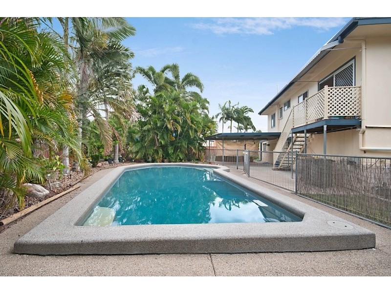 2 Gaudi Court, Kirwan QLD 4817