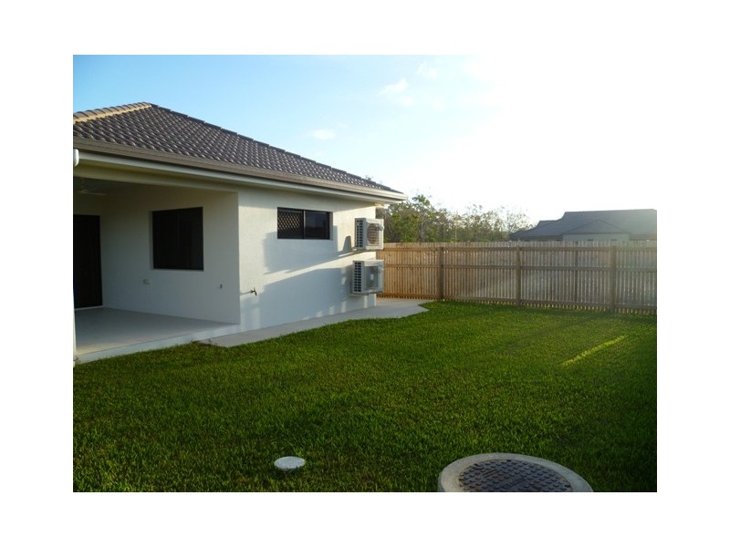 52 Marquise circuit, Burdell QLD 4818