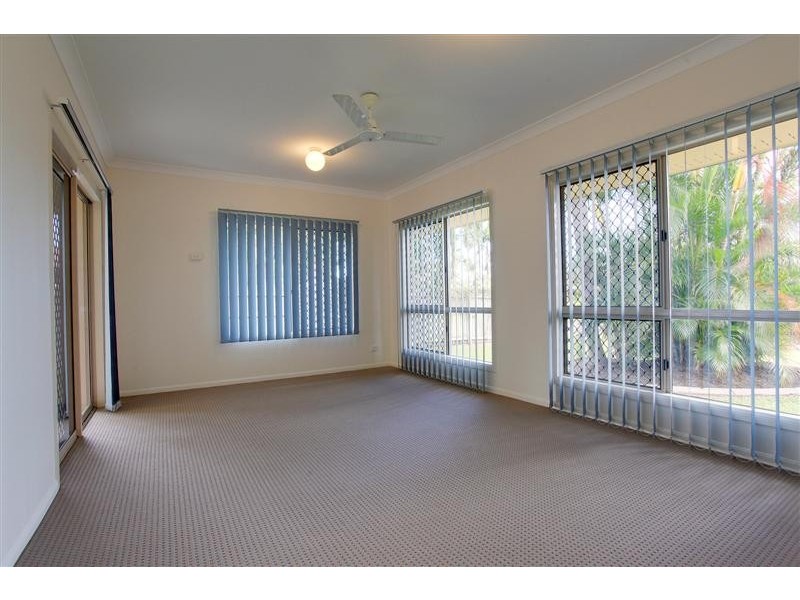 12 Florida Place, Kirwan QLD 4817