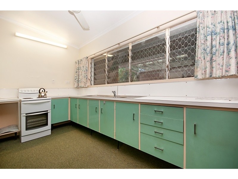 143 Charles St, Heatley QLD 4814