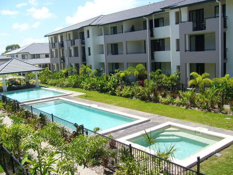 West End QLD 4810