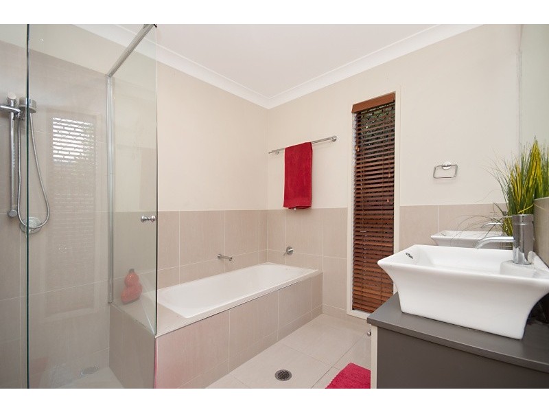 2 Goicoechea Drive, Bushland Beach QLD 4818