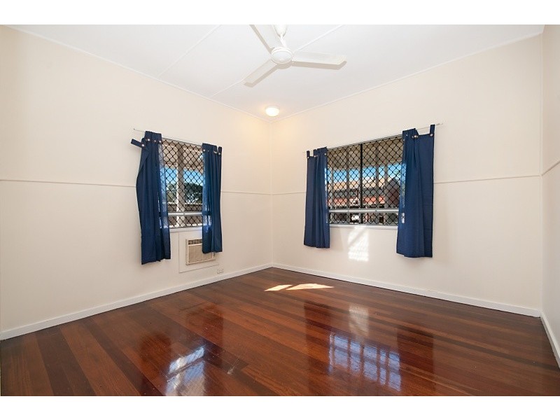 10 Akuna St, Aitkenvale QLD 4814