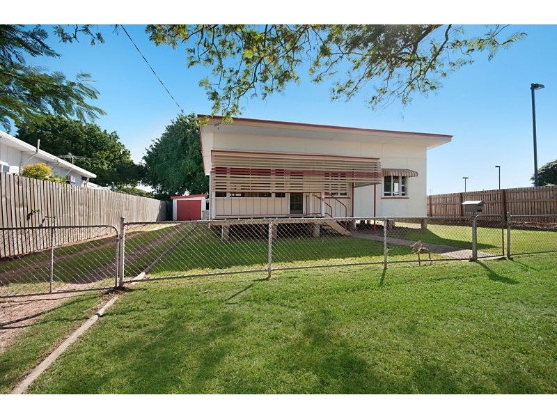 10 Akuna St, Aitkenvale QLD 4814