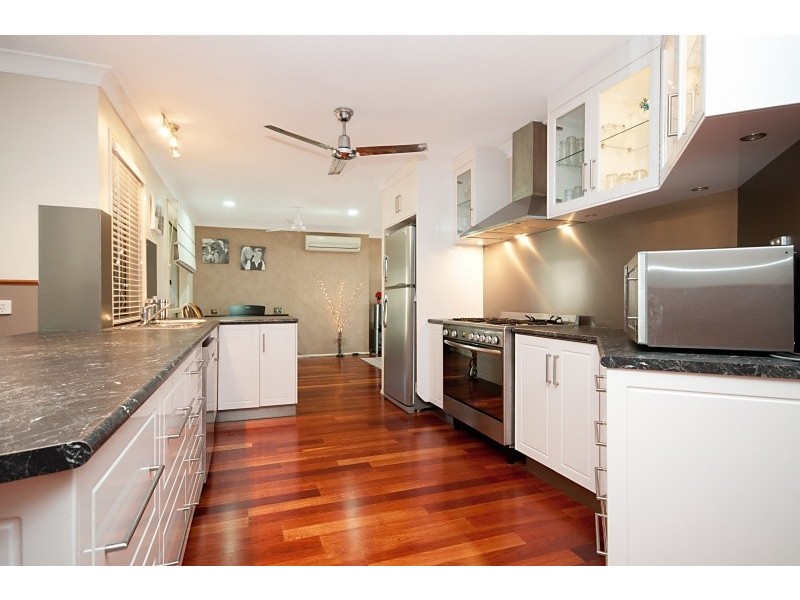 18 Finlay Court, Kirwan QLD 4817