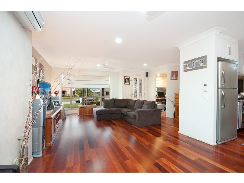 18 Finlay Court, Kirwan QLD 4817