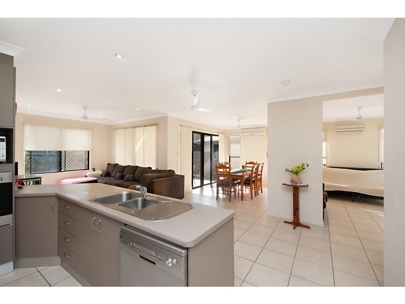 21 Barra Court, Mount Louisa QLD 4814