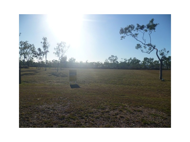 23 Theresa Court, Rupertswood QLD 4817