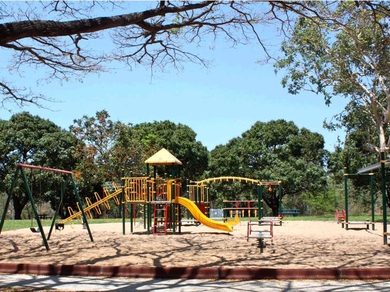 2 Lorne Court, Bluewater QLD 4818