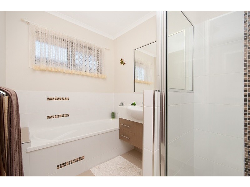 26 Dundabella Drive, Deeragun QLD 4818