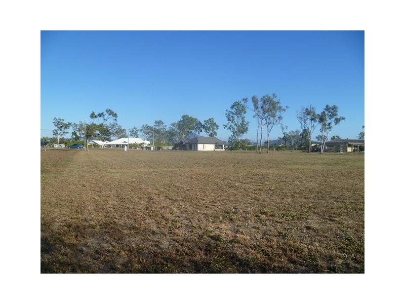 23 Therese Court, Rupertswood QLD 4817