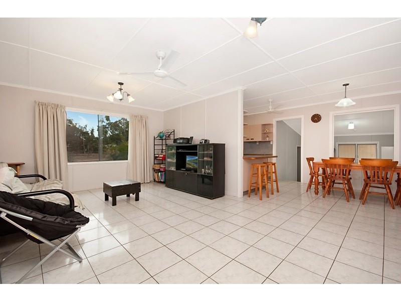 54 Jensen Road, Jensen QLD 4818