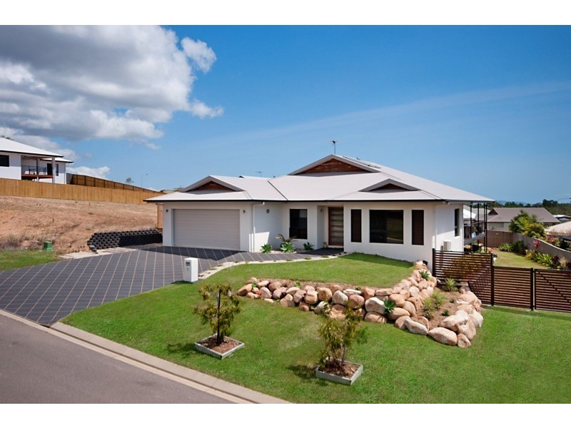 6 Britomart Street, Bushland Beach QLD 4818