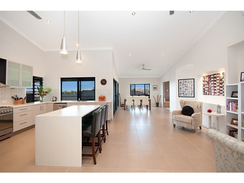 6 Britomart Street, Bushland Beach QLD 4818