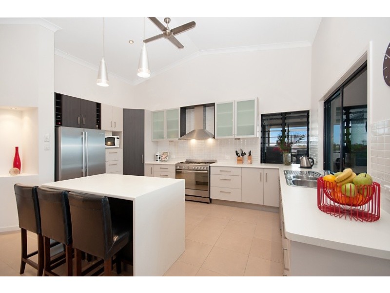 6 Britomart Street, Bushland Beach QLD 4818