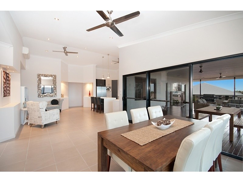 6 Britomart Street, Bushland Beach QLD 4818