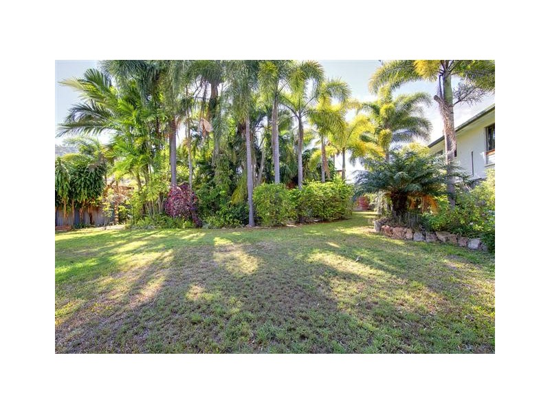 6 Margaret Street, West End QLD 4810