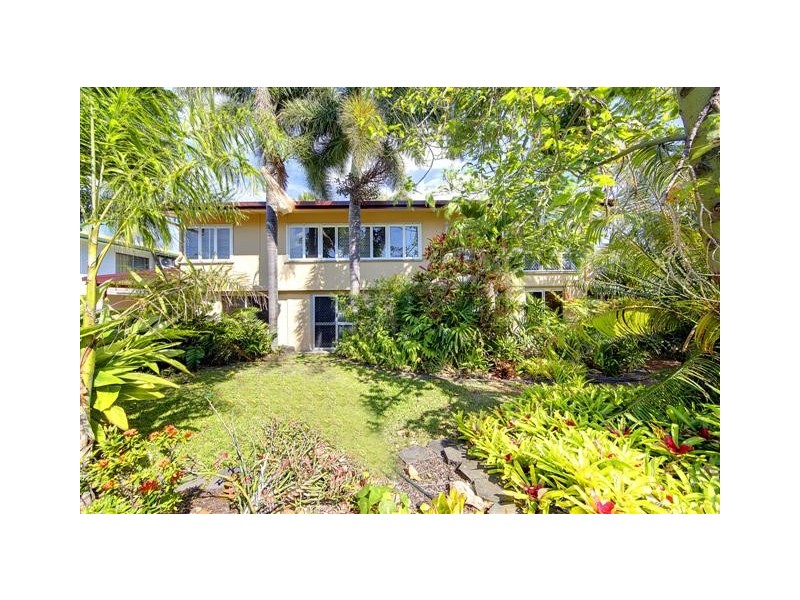 6 Margaret Street, West End QLD 4810
