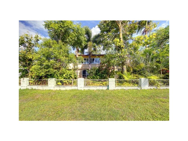 6 Margaret Street, West End QLD 4810