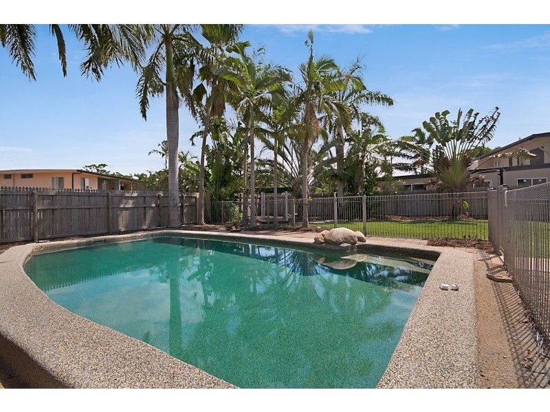 10 Lerida Street, Heatley QLD 4814