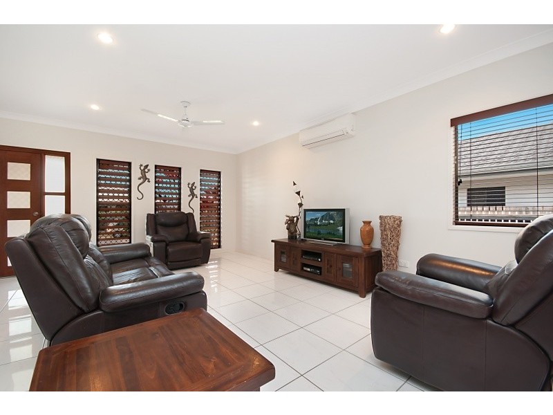 5 Dugong Cr, Mount Louisa QLD 4814