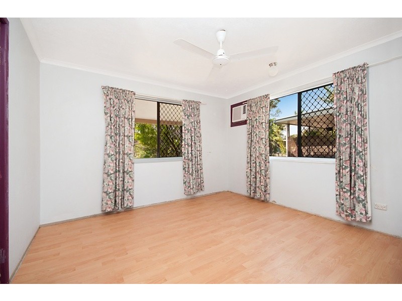 15 Hicks Street, Kirwan QLD 4817