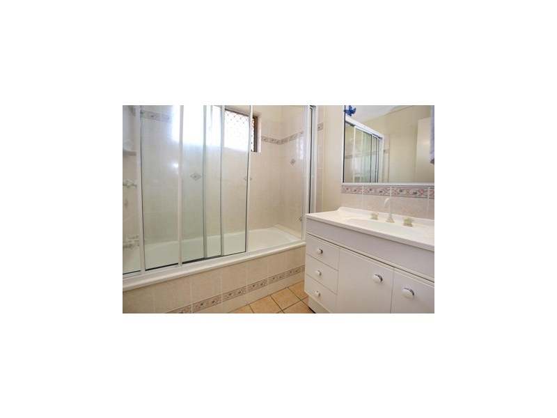 9 Curtin Place, Douglas QLD 4814