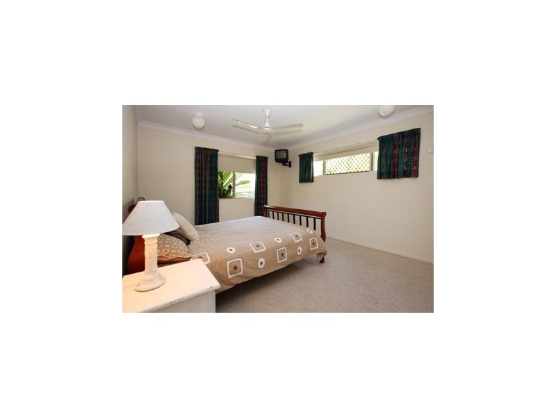 9 Curtin Place, Douglas QLD 4814